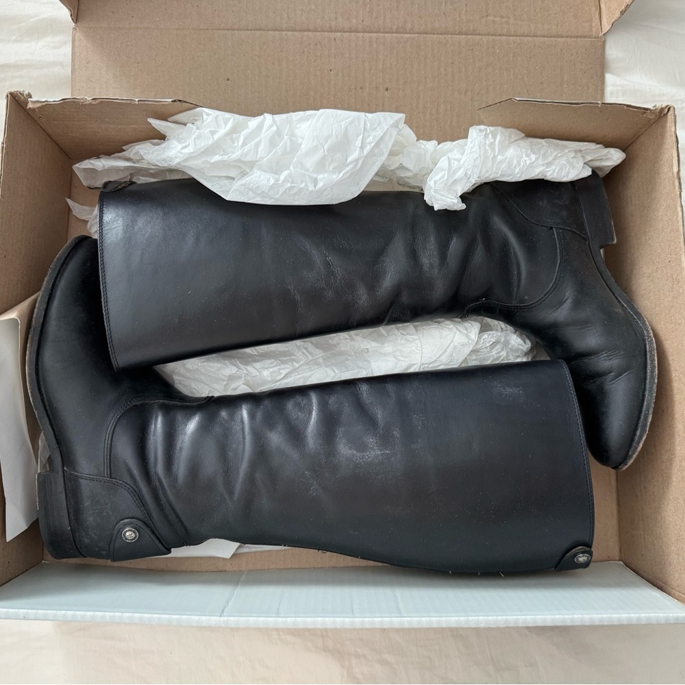 Frye Black Melissa Back Zipper Leather Boots with Heel Snap